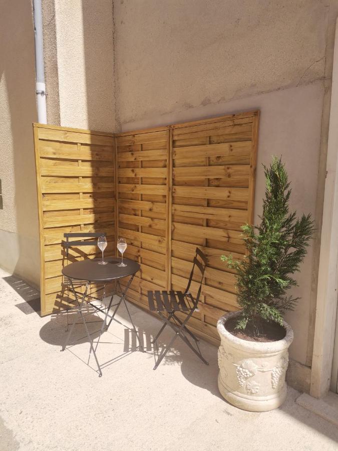 Les Bras De Morphee Apartman Avize Kültér fotó